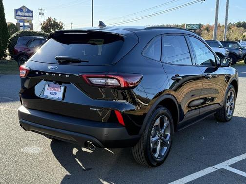 2026 Ford Escape ST-Line Select