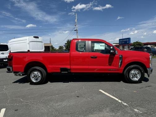 2025 Ford F-250 XL