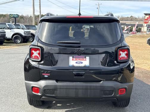 2023 Jeep Renegade Altitude