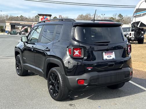 2023 Jeep Renegade Altitude