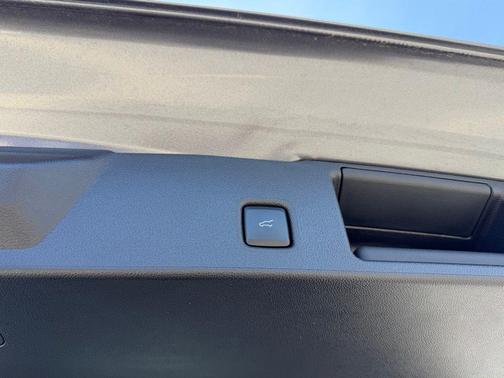 Carbonized Gray Metallic 2025 Ford Escape ST-Line Select