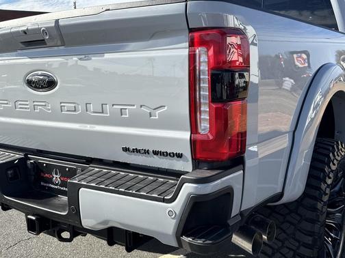 Avalanche 2026 Ford F-250 Lariat