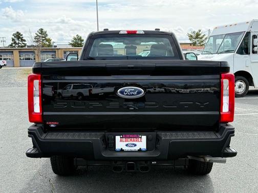 Agate Black Metallic 2025 Ford F-250 XL