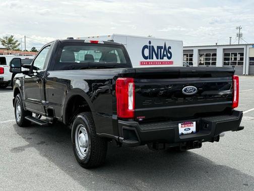 Agate Black Metallic 2025 Ford F-250 XL