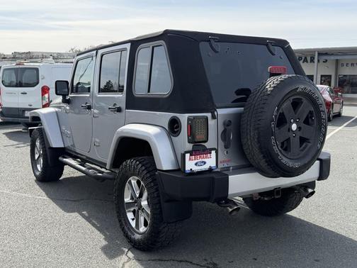 2014 Jeep Wrangler Unlimited Sahara