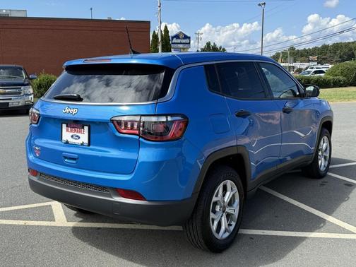 2025 Jeep Compass Sport