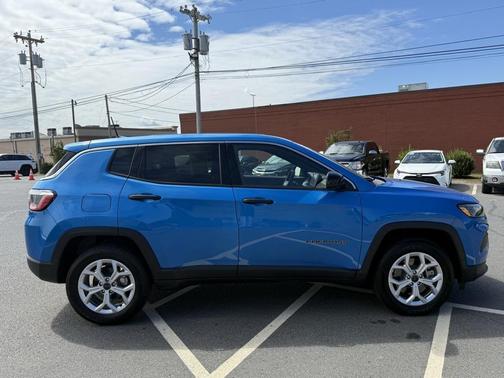 2025 Jeep Compass Sport