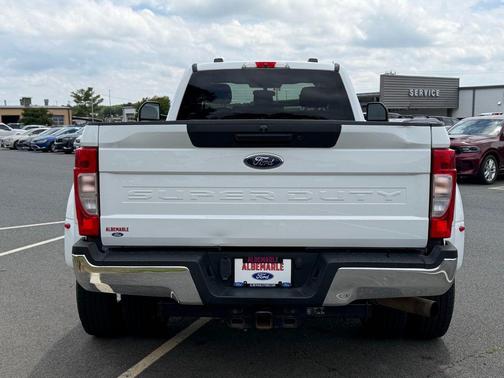 Oxford White 2022 Ford F-350 XL