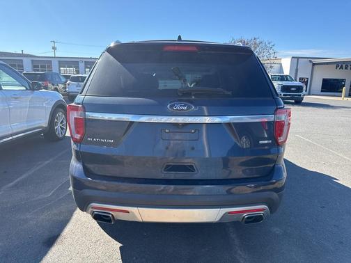 2017 Ford Explorer Platinum