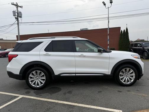 2021 Ford Explorer Platinum