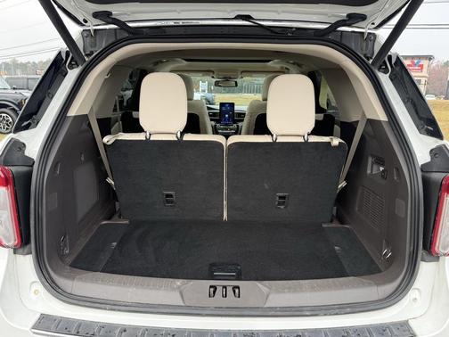 2021 Ford Explorer Platinum