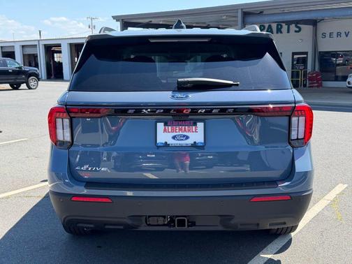 Vapor Blue Metallic 2026 Ford Explorer Active