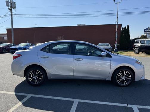 2016 Toyota Corolla LE Plus