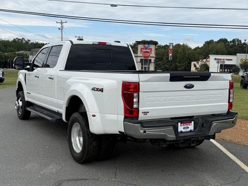 2022 Ford F-350 Lariat