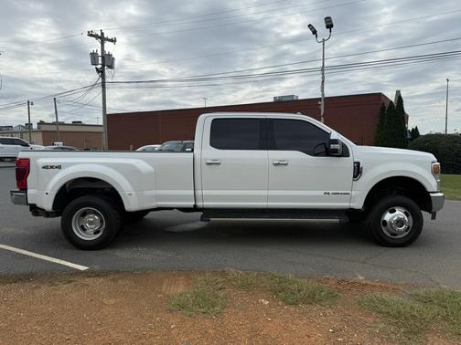 2022 Ford F-350 Lariat