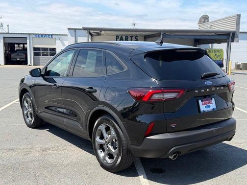 Black Metallic 2025 Ford Escape ST-Line