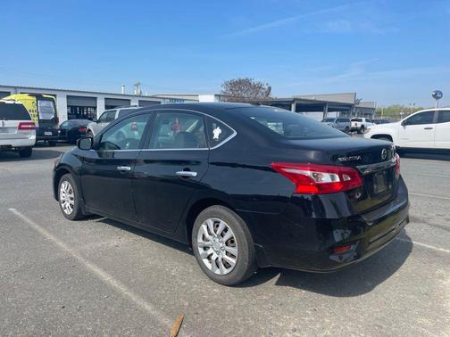 Super Black 2017 Nissan Sentra SV