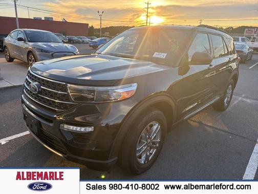 Black 2020 Ford Explorer XLT