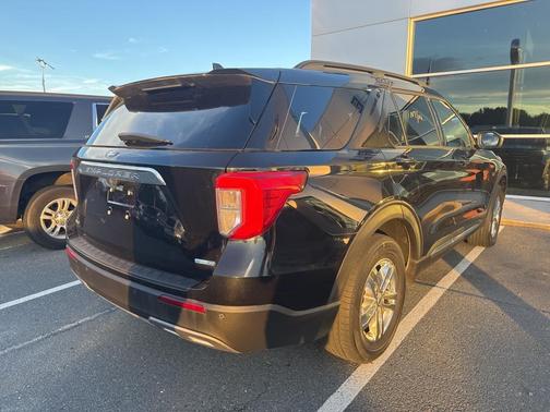 Black 2020 Ford Explorer XLT