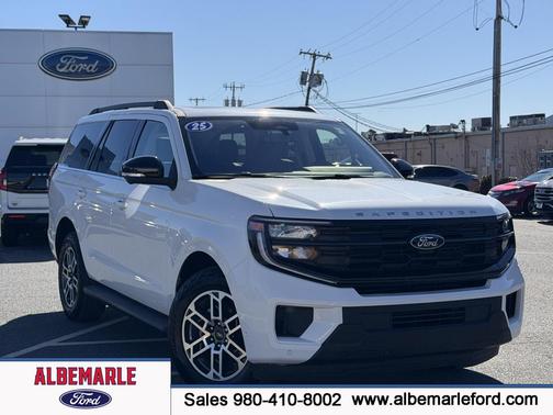 2025 Ford Expedition Active