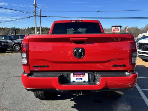 2024 RAM 2500 Big Horn Crew Cab 4x4 6'4' Box