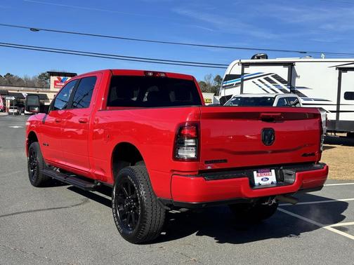 2024 RAM 2500 Big Horn Crew Cab 4x4 6'4' Box