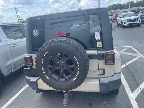 Gobi Clearcoat 2018 Jeep Wrangler JK Unlimited Sahara
