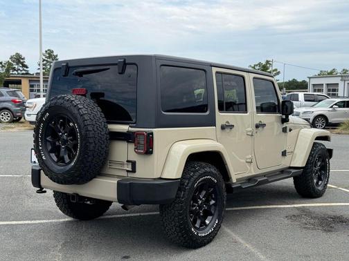 Gobi Clearcoat 2018 Jeep Wrangler JK Unlimited Sahara