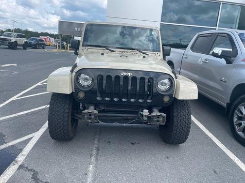 Gobi Clearcoat 2018 Jeep Wrangler JK Unlimited Sahara