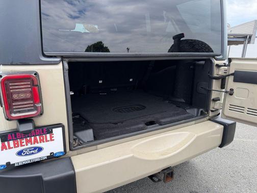 Gobi Clearcoat 2018 Jeep Wrangler JK Unlimited Sahara