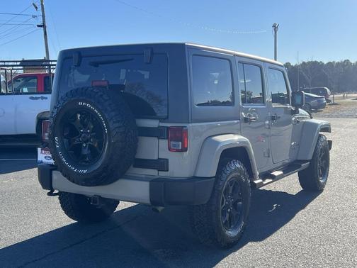 Gobi Clearcoat 2018 Jeep Wrangler JK Unlimited Sahara