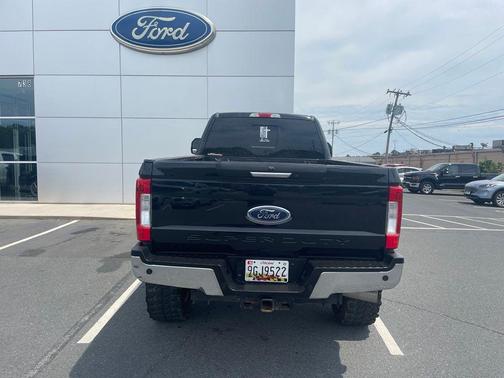 Shadow Black 2017 Ford F-250 Lariat