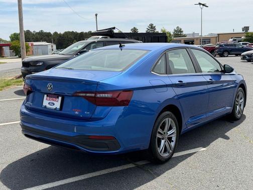 Blue 2024 Volkswagen Jetta 1.5T SE