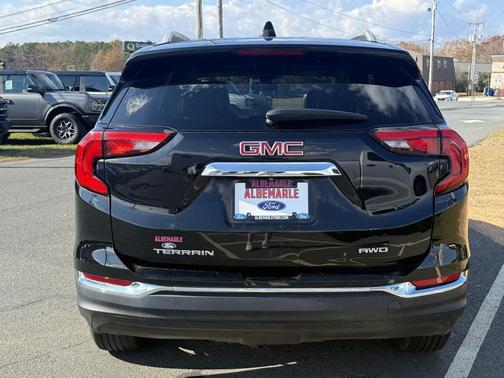 2021 GMC Terrain SLT