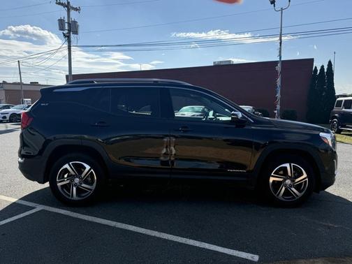 2021 GMC Terrain SLT