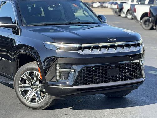 2026 Jeep Grand Wagoneer 4x4