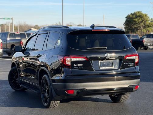 2022 Honda Pilot AWD Black Edition