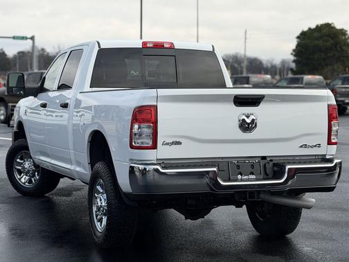 2024 RAM 2500 Tradesman Crew Cab 4x4 6'4' Box