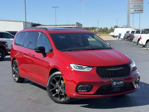 2026 Chrysler Pacifica L