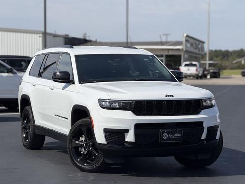 2023 Jeep Grand Cherokee L Altitude