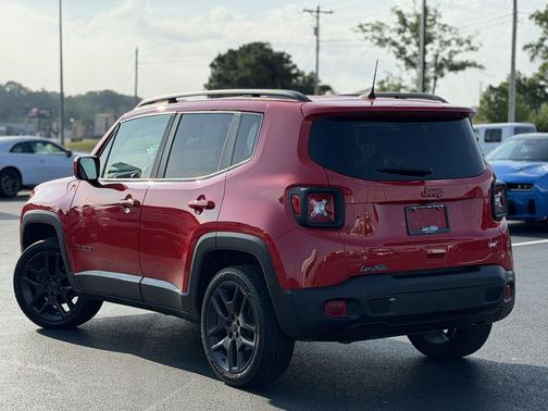 Colorado Red Clearcoat 2022 Jeep Renegade (RED) Edition 4x4