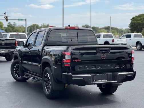 2024 Nissan Frontier PRO-4X