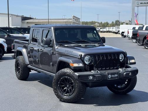 2021 Jeep Gladiator Willys 4x4