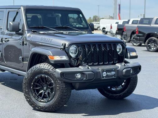 2021 Jeep Gladiator Willys 4x4