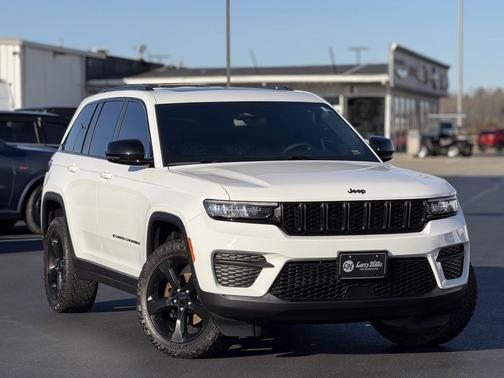 2024 Jeep Grand Cherokee Altitude