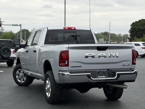 Silver Zynith 2025 RAM 2500 Big Horn Crew Cab 4x4 6'4' Box