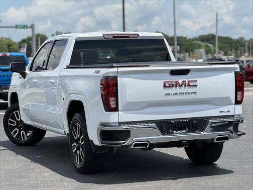 2023 GMC Sierra 1500 SLE
