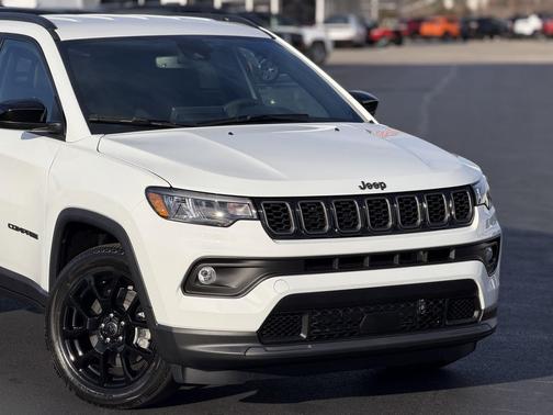 2026 Jeep Compass Latitude
