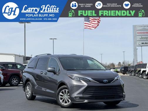 Ice Cap 2025 Toyota Sienna XLE