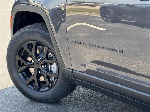 2025 Jeep Grand Cherokee L Altitude
